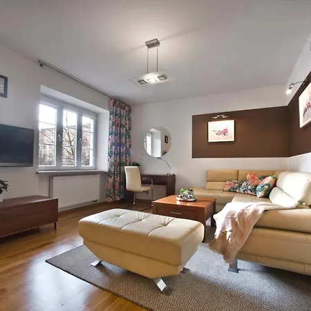 Apartment Nowy Swiat 55 By P&o Serviced Warsaw